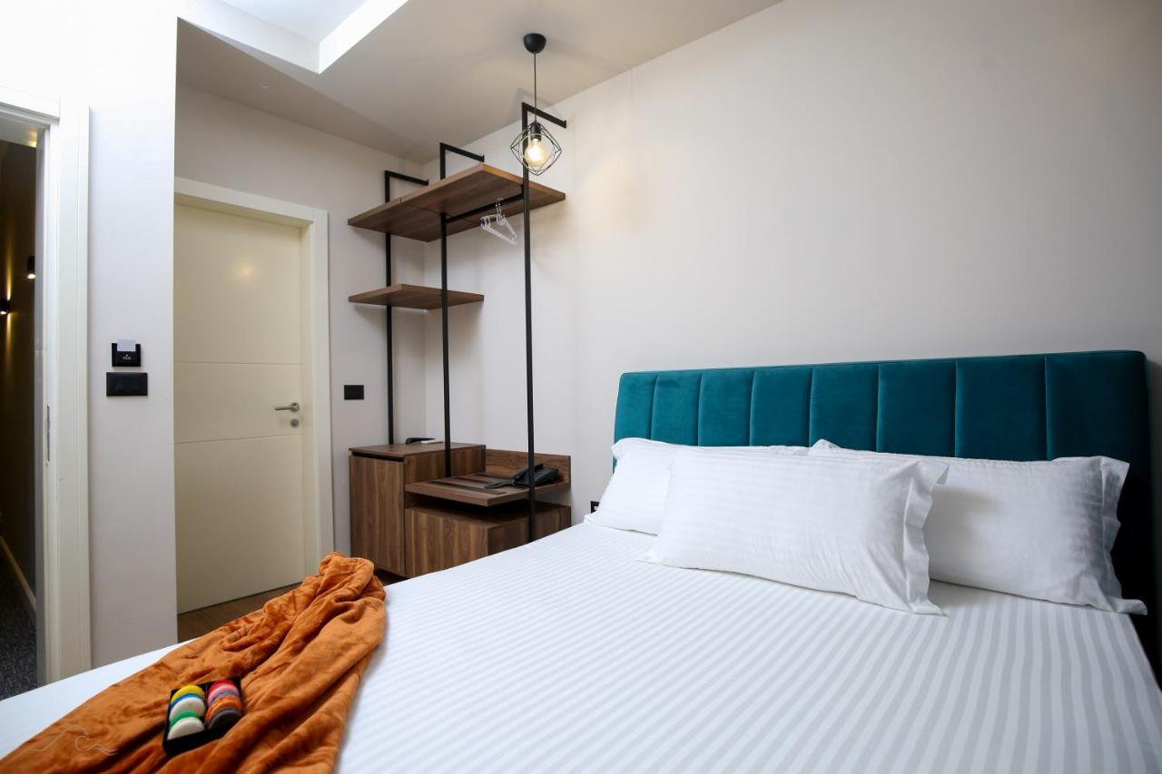 Hotel Libertas Vlore Exterior photo