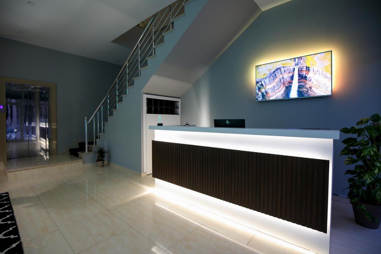 Hotel Libertas Vlore Exterior photo