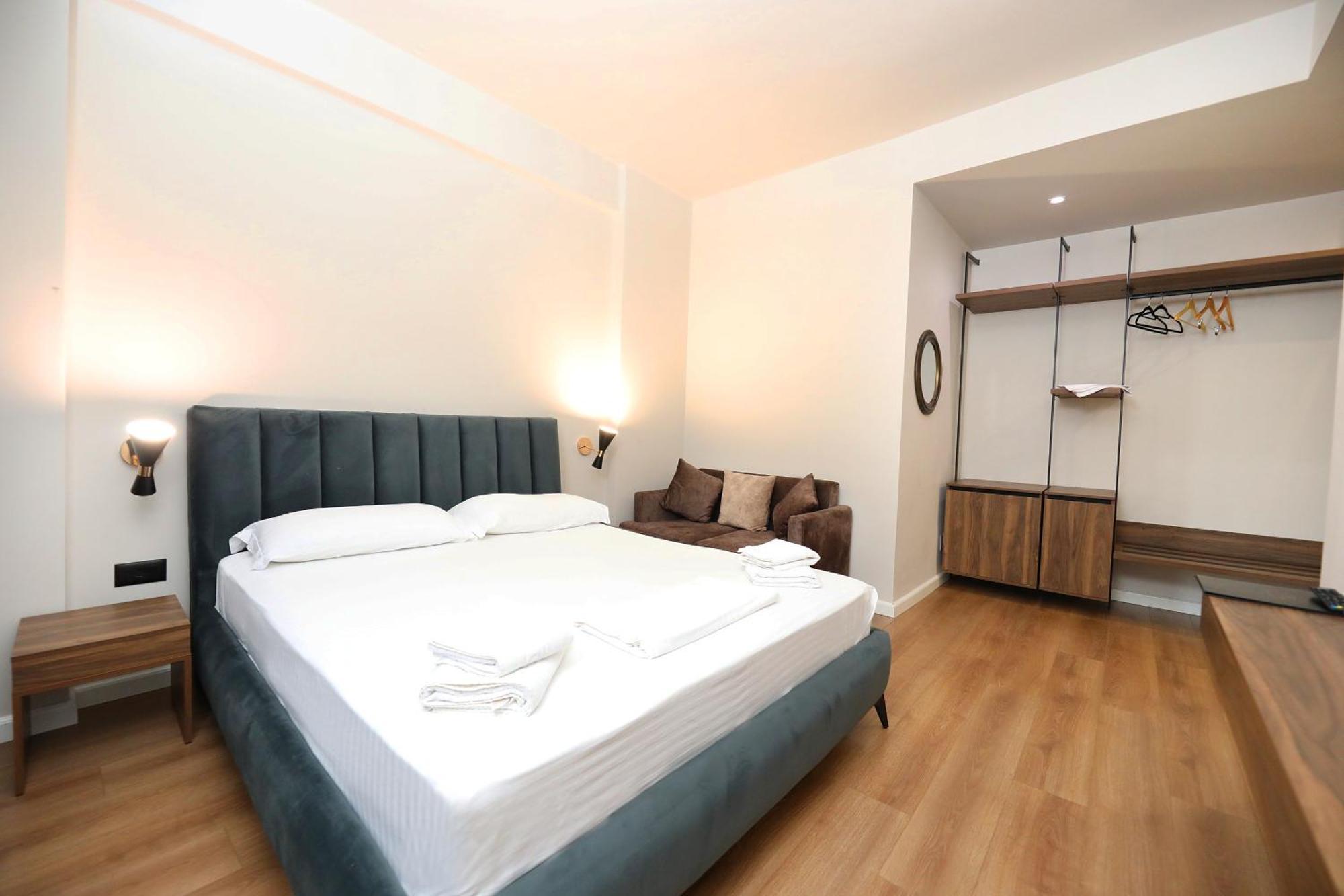 Hotel Libertas Vlore Exterior photo