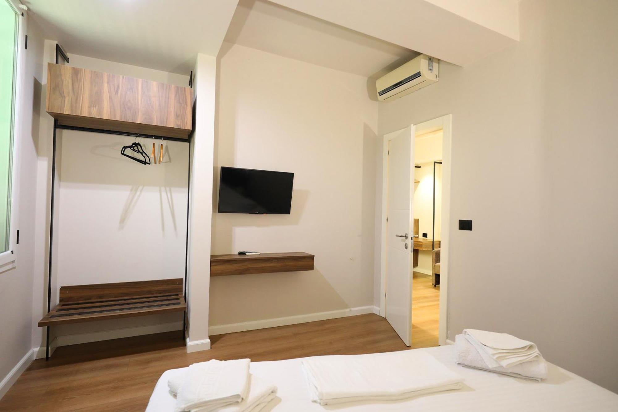 Hotel Libertas Vlore Exterior photo